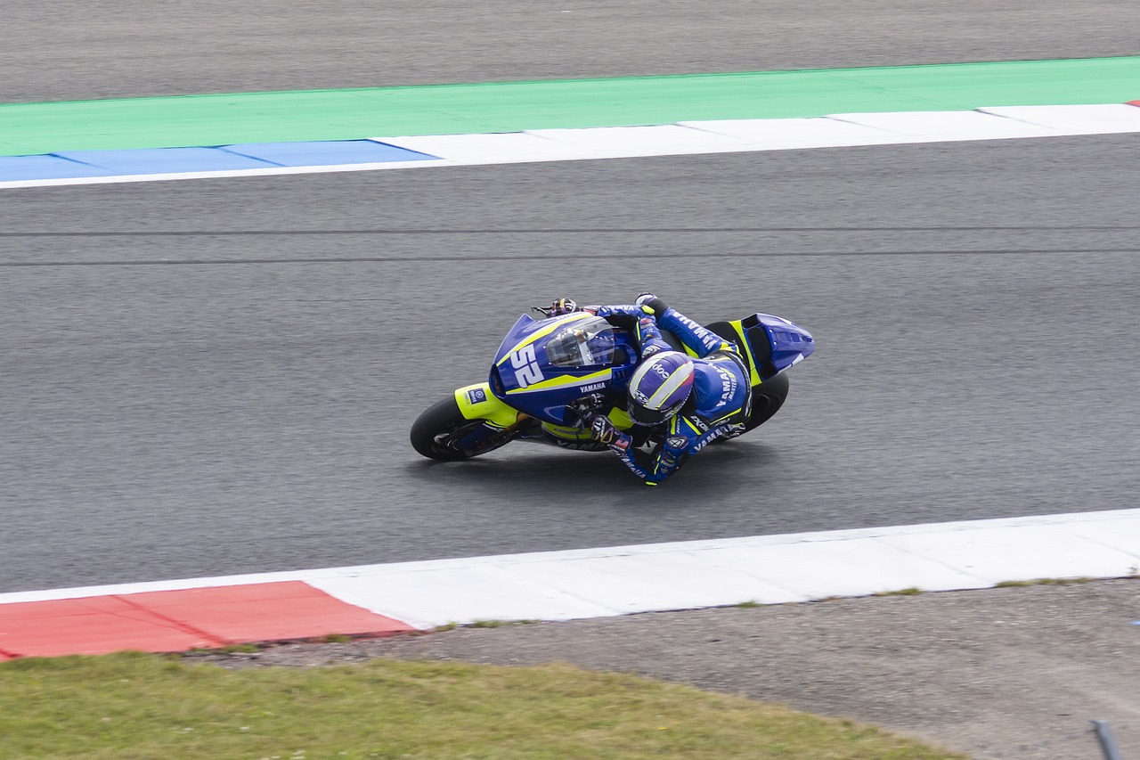 使他成为对 使他成为对